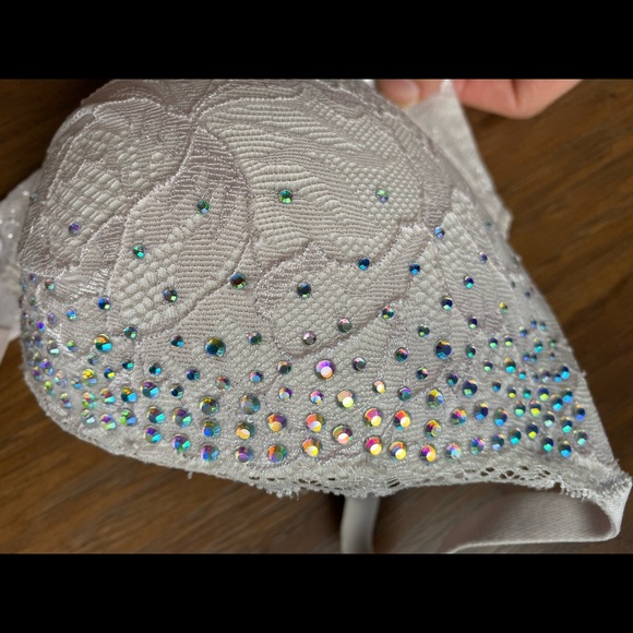 Victoria’s Secret Limited Edition Dream angels - Picture 2 of 3